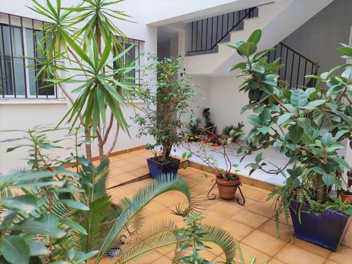 Metropol Sweet Home Sevilla Bagian luar foto