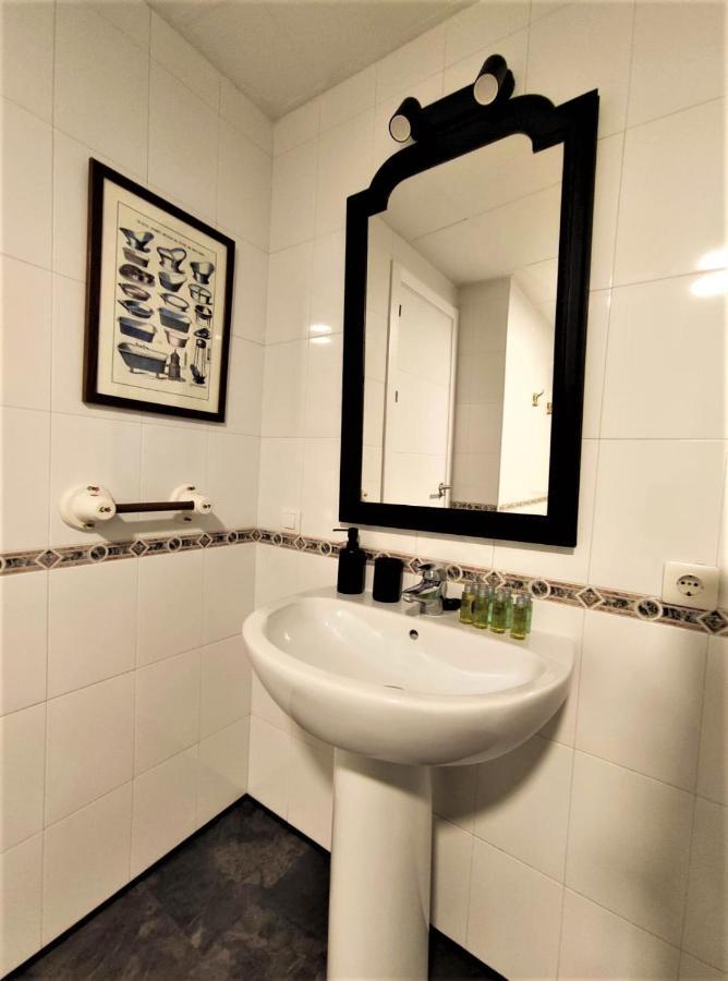 Metropol Sweet Home Sevilla Bagian luar foto