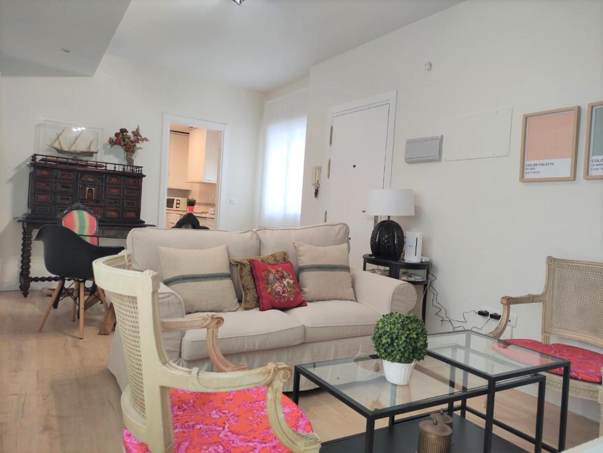 Metropol Sweet Home Sevilla Bagian luar foto